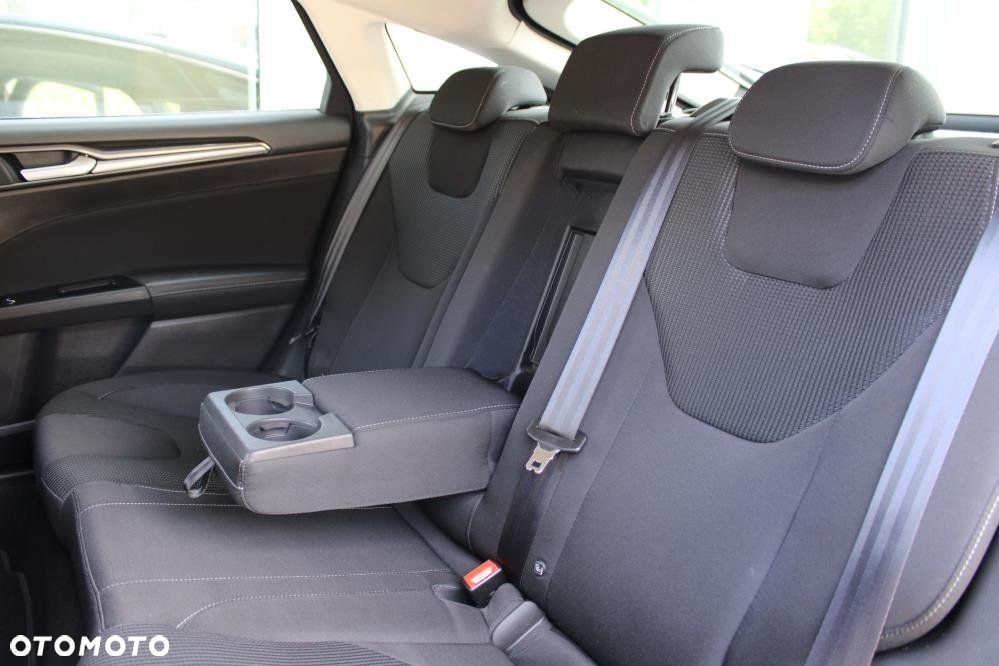 Ford Mondeo - 12