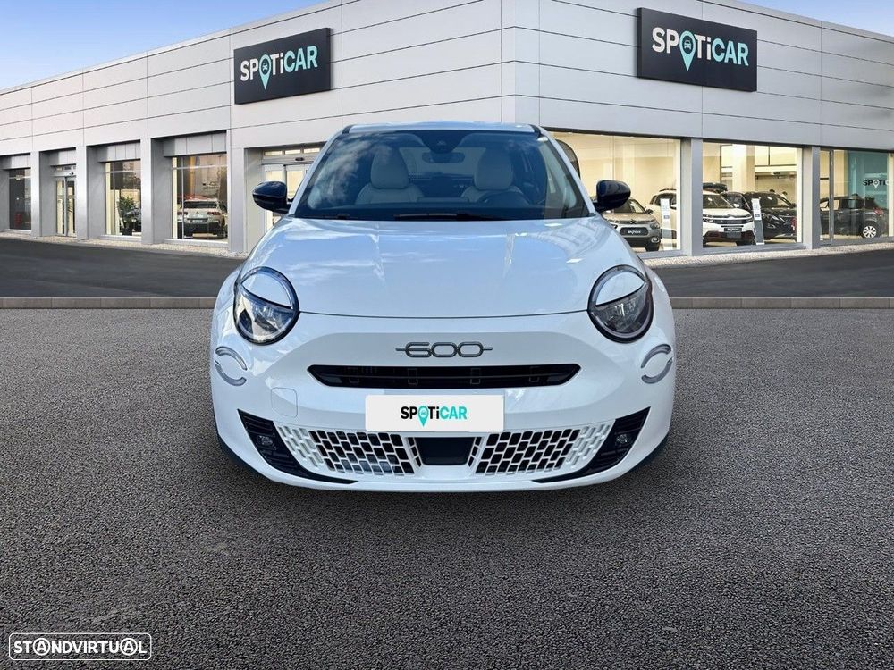 Fiat 600 1.2 Hybrid — fotografia 2