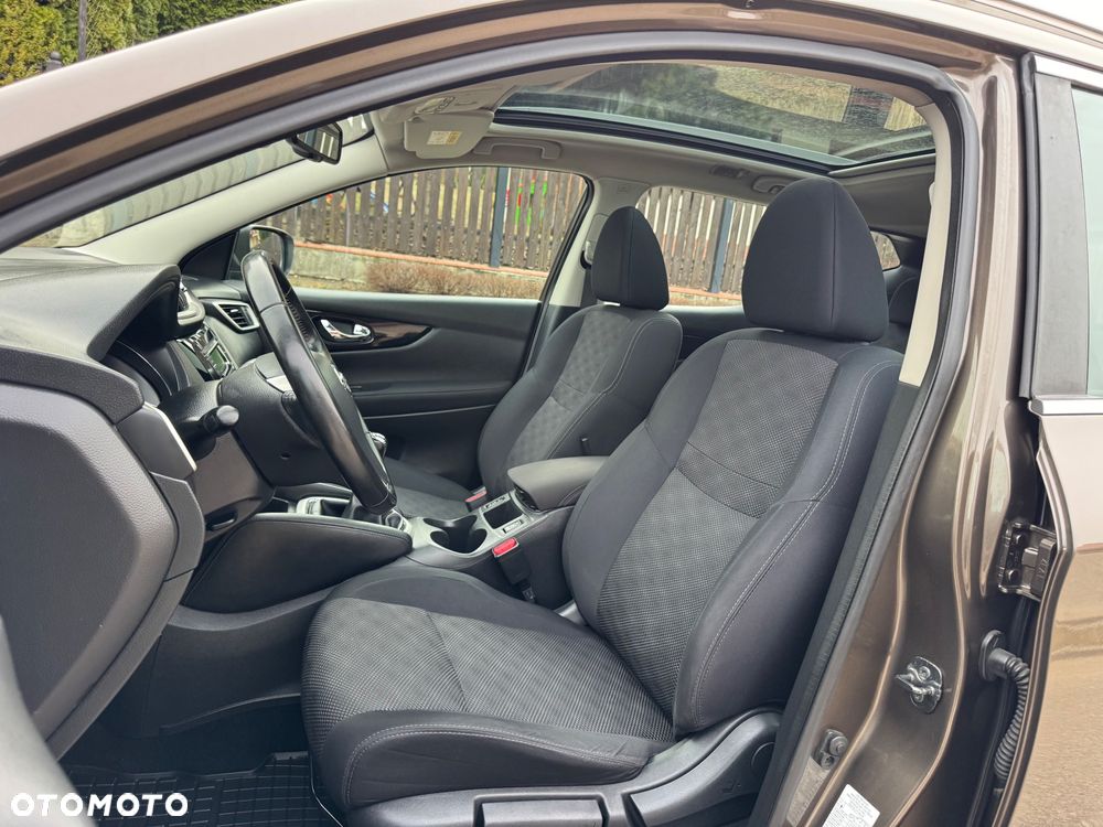 Nissan Qashqai 1.2 DIG-T N-Vision - 7