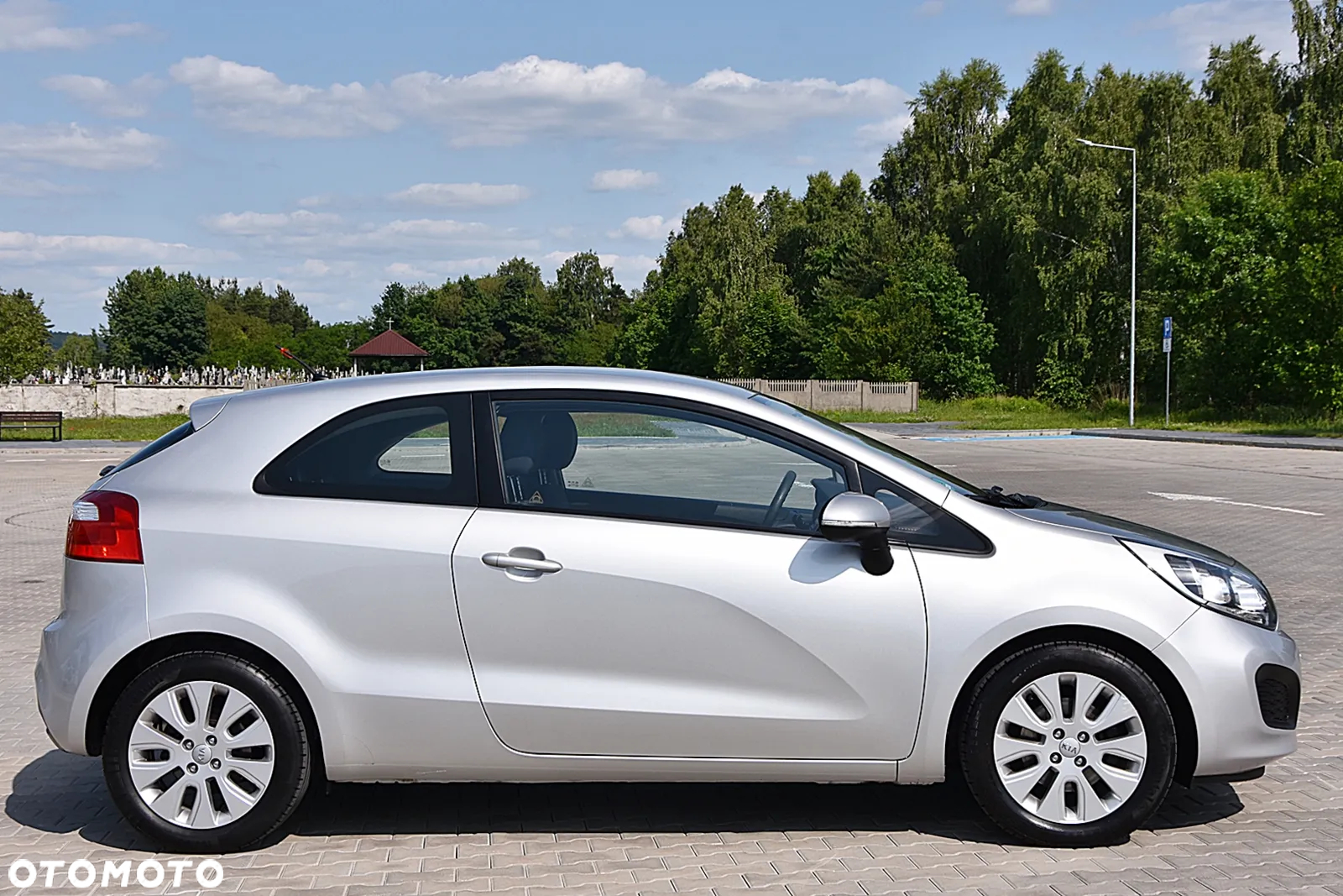 Kia Rio 1.2 Attract - 3