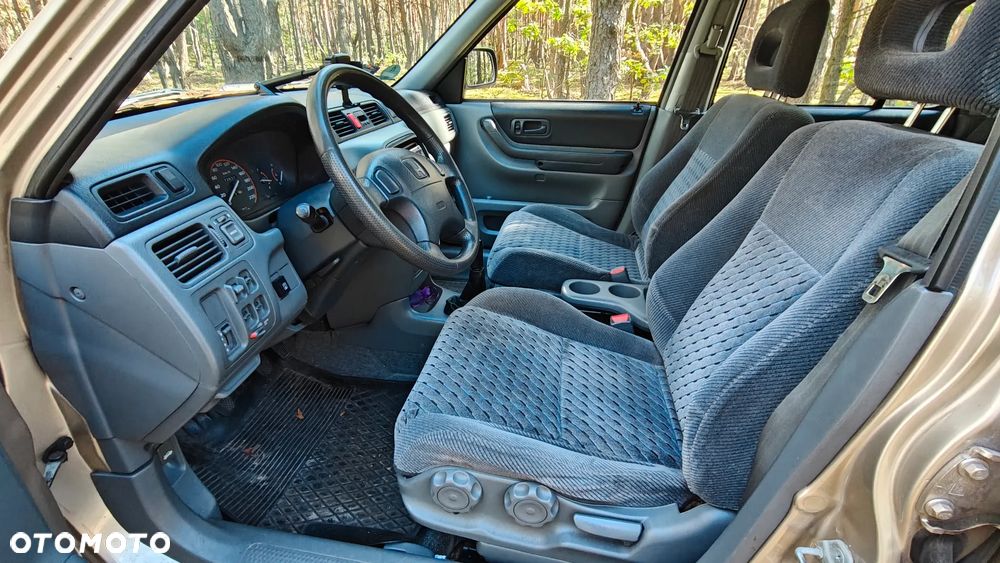Honda CR-V 2.0 L 4WD - 19
