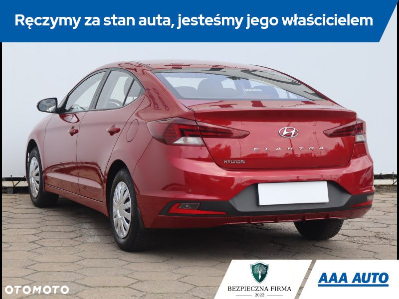 Hyundai Elantra - 5