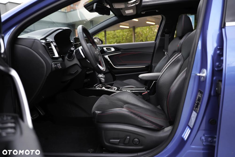 Kia ProCeed 1.6 T-GDI GT DCT - 21