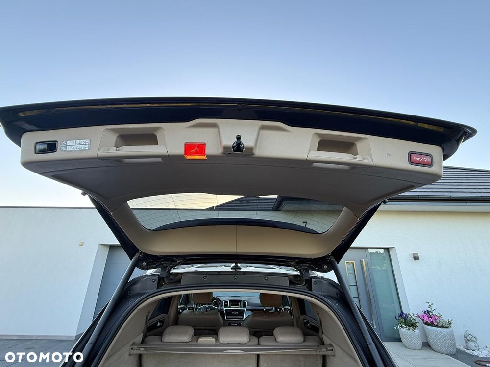 Mercedes-Benz ML 350 BlueTEC 4-Matic - 4