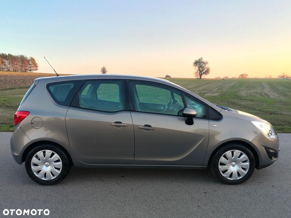 Seat Ibiza 1.4 16V Style Viva - 9