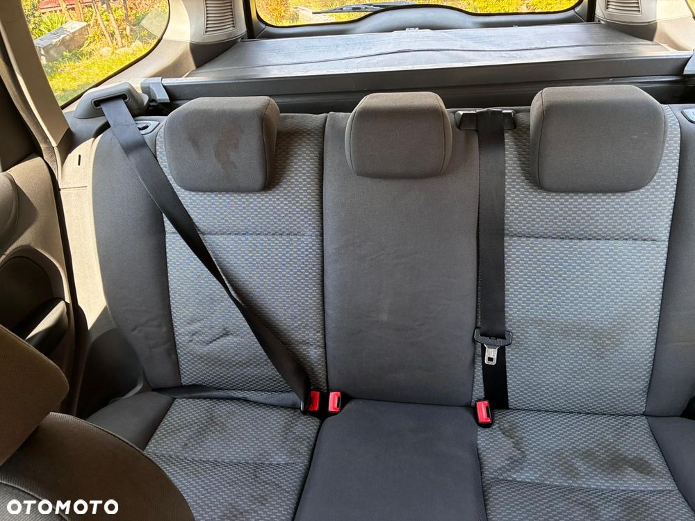 Ford Focus 1.6 TDCi Ambiente - 7