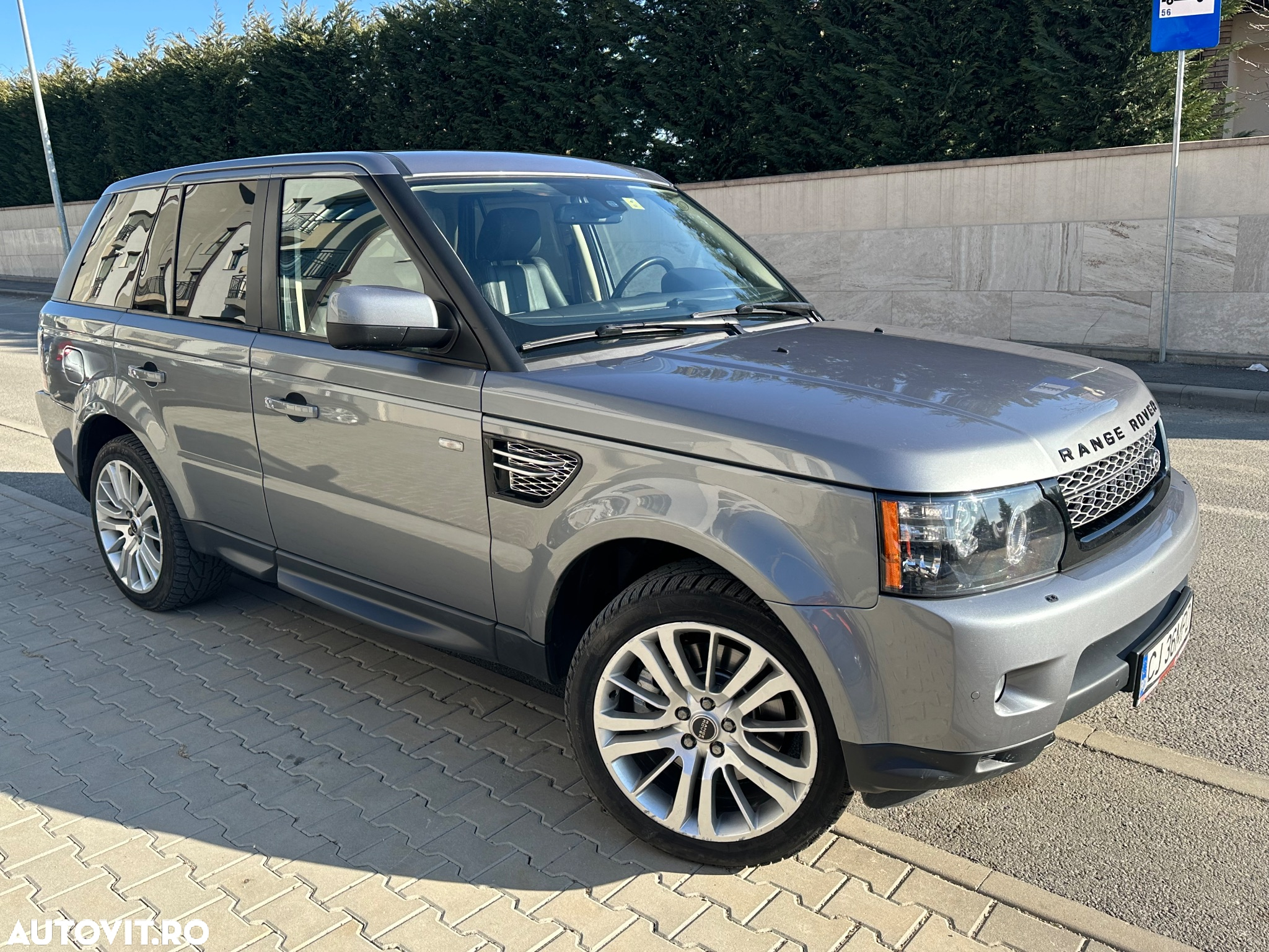 Land Rover Range Rover Sport 3.0 TDV6 - 6