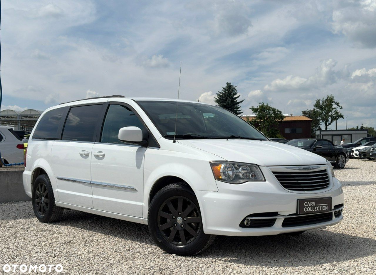 Chrysler Town & Country 3.6 Limited - 1