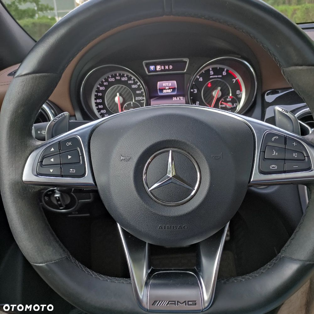 Mercedes-Benz CLA AMG 45 4-Matic - 30