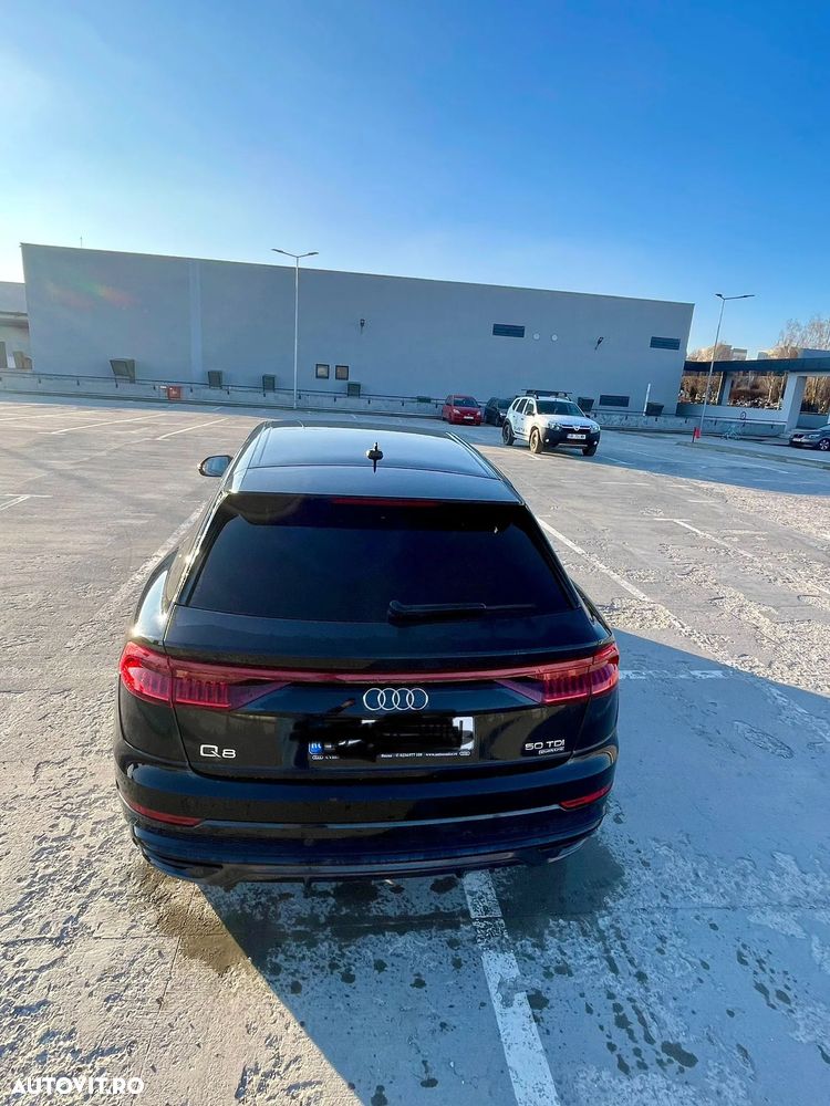 Audi Q8 - 9