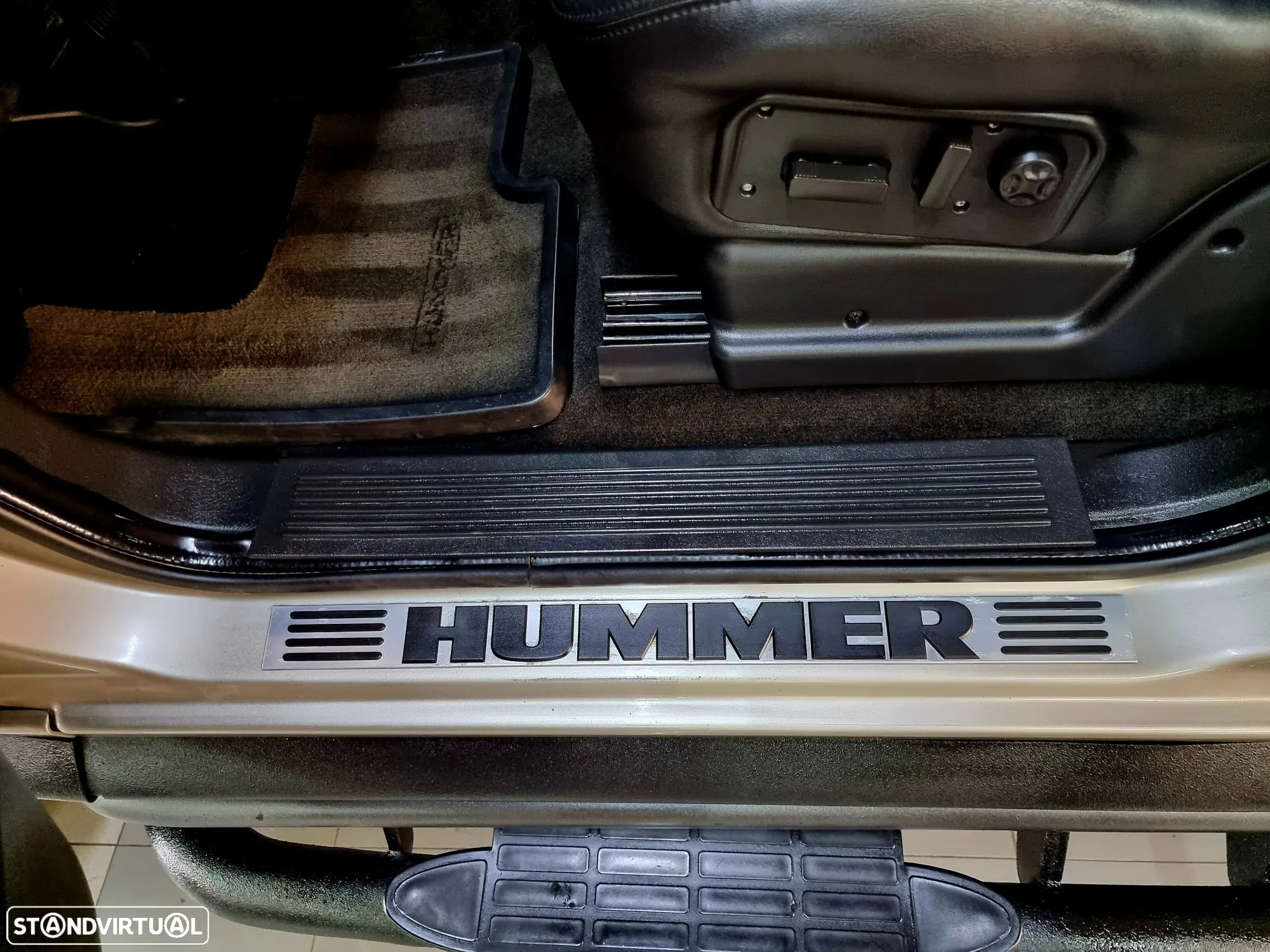 Hummer H2 6.0 luxury SUPERCHARGED - 25