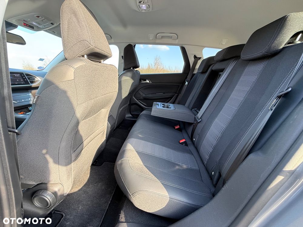 Peugeot 308 1.2 PureTech GPF Allure Pack S&S - 20