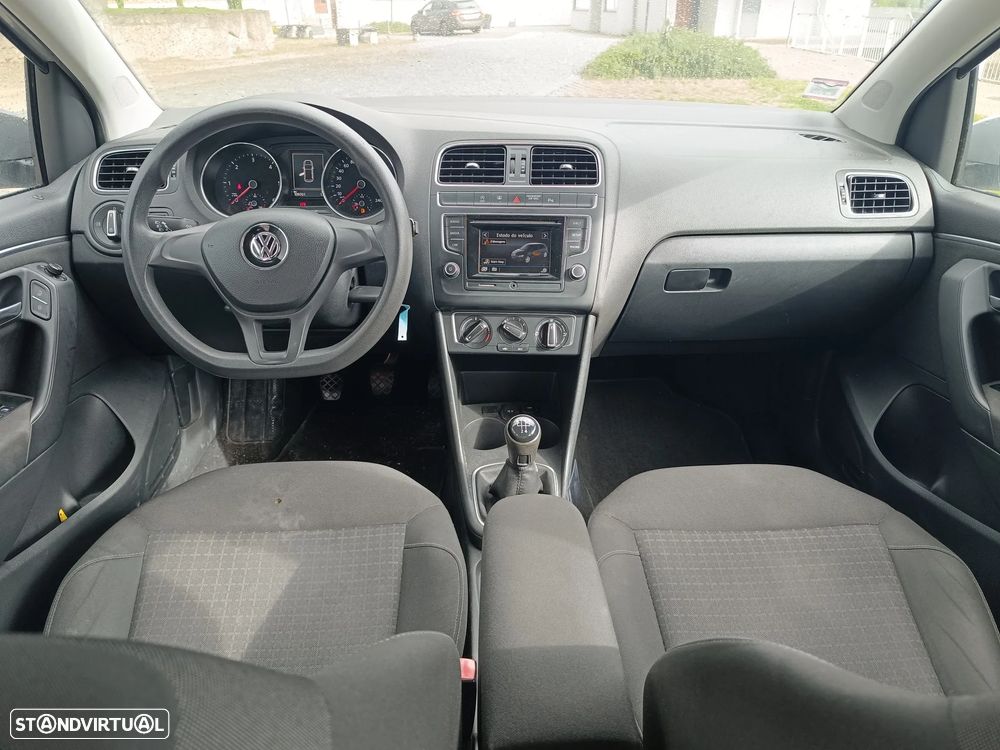 VW Polo 1.4 TDI (Blue Motion ) Comfortline - 9