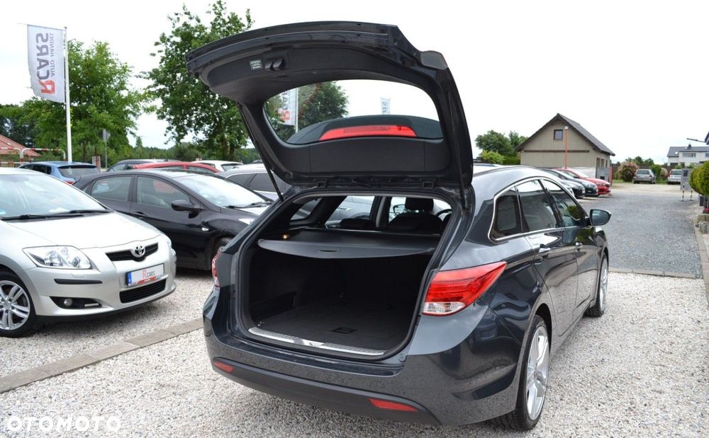 Hyundai i40 Kombi 1.6 Trend - 31