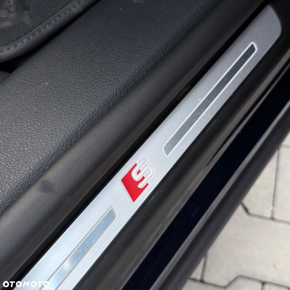Audi SQ8 TFSI Quattro Tiptronic - 28