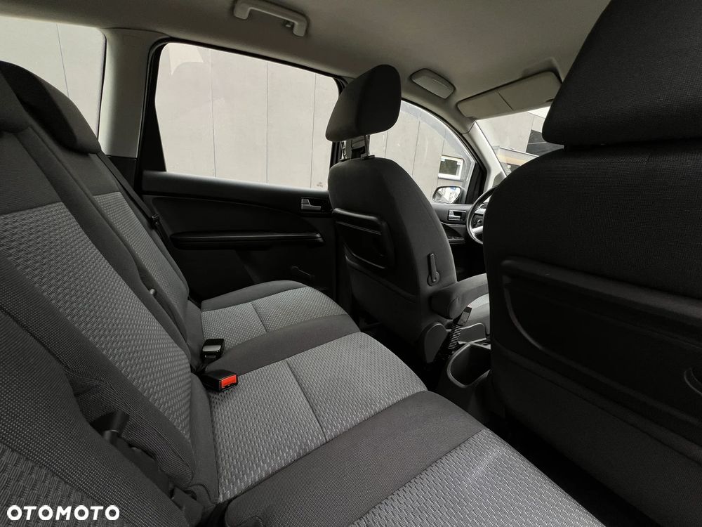 Ford Focus C-Max - 8