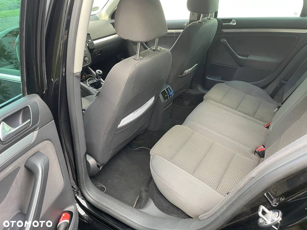 Volkswagen Jetta 2.0 TDI DPF Sportline - 17