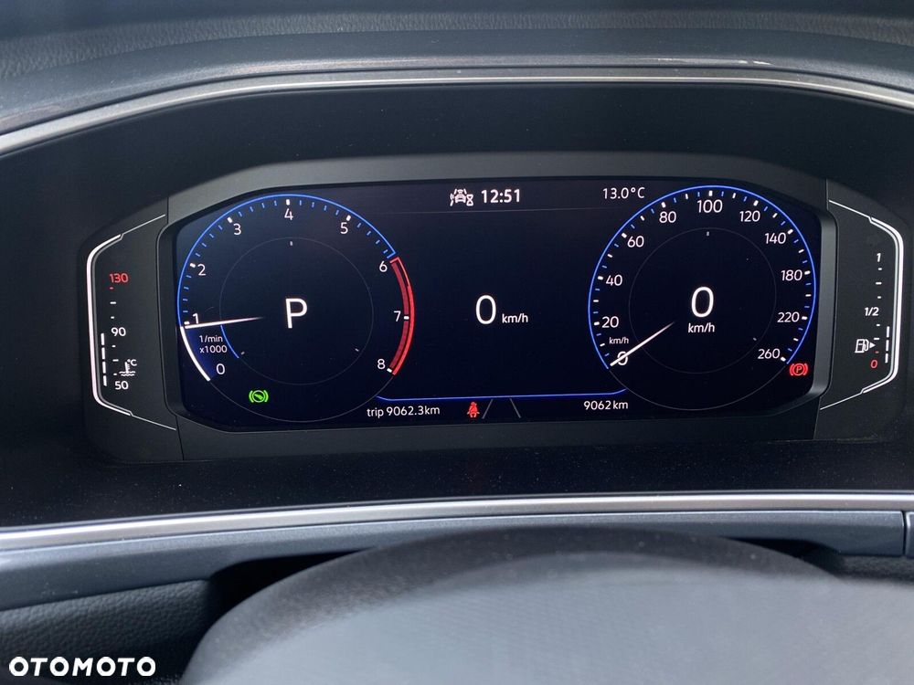 Volkswagen T-Roc - 15