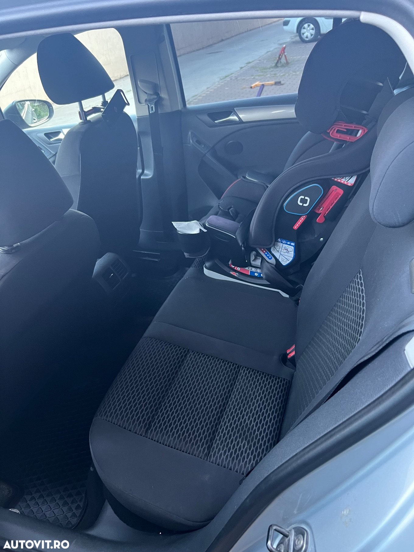 Volkswagen Golf 1.6 TDI DPF 4M BMT Comfortline - 8