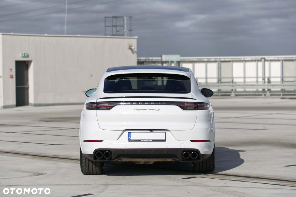 Porsche Cayenne Turbo S E-Hybrid Tiptronic S - 9