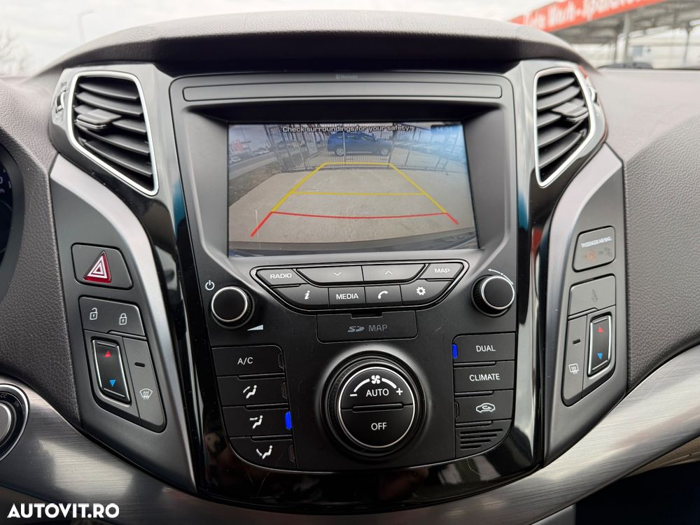 Hyundai i40 1.7 CRDI CW 7DCT ISG Supreme Pack+ - 17