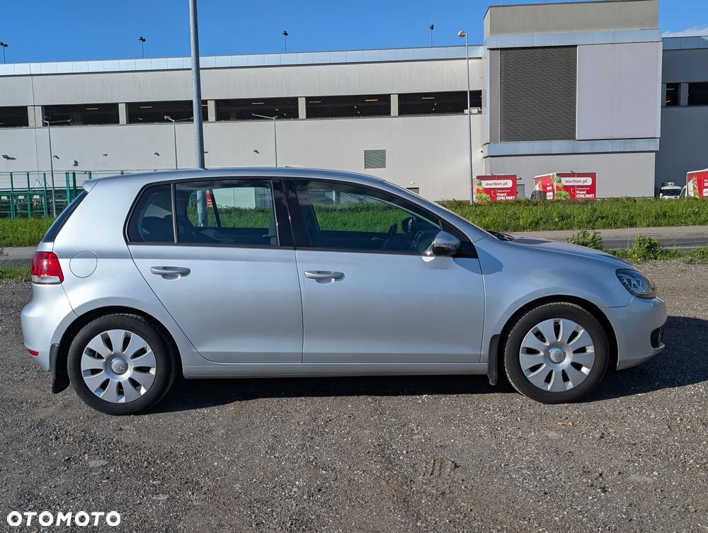 Volkswagen Golf 1.6 TDI Comfortline - 11