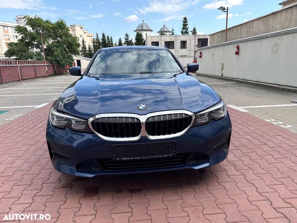 BMW Seria 3 318d Edition Luxury Line Purity - 13