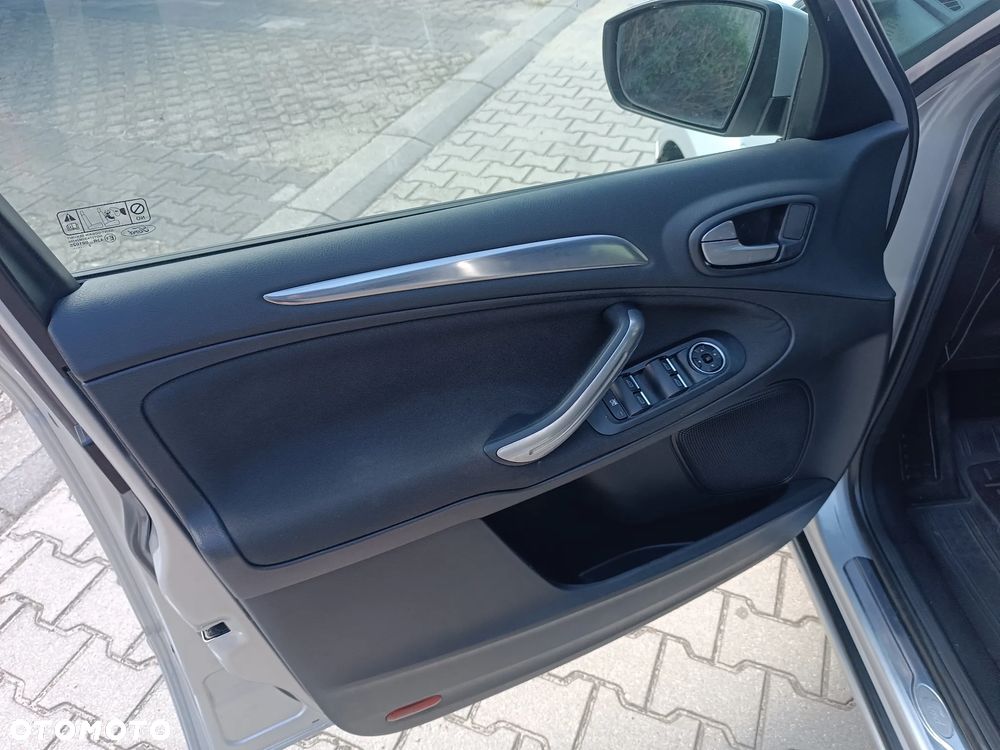 Ford S-Max 2.0 EcoBoost Titanium - 12