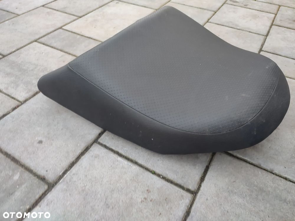 Kanapa, fotel tył, siedzenie pasażera Yamaha FJR 1300 01-05 - 2