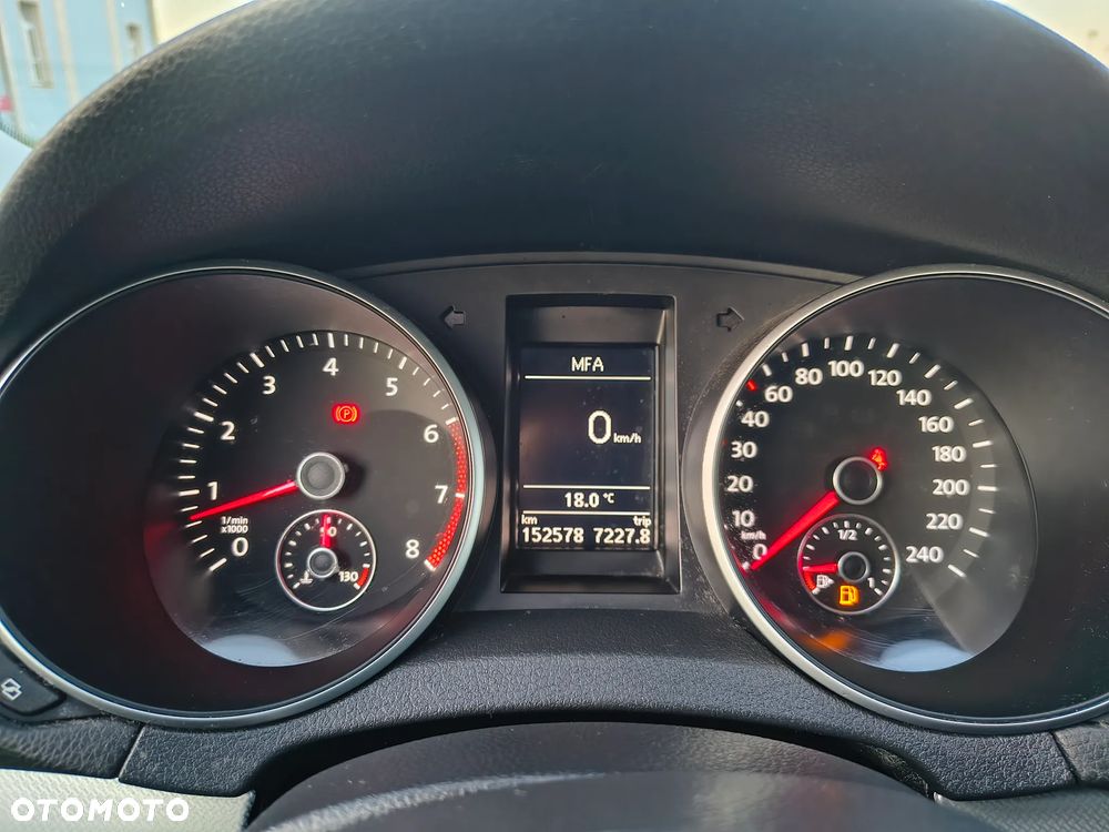 Volkswagen Golf 1.4 MATCH - 14