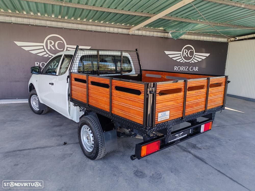 Mitsubishi L200 2.4 DI-D CE 4WD 3L - 6