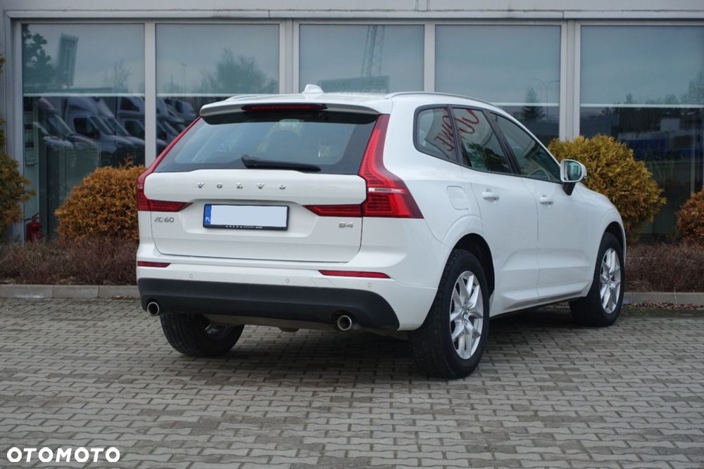 Volvo XC 60 - 4