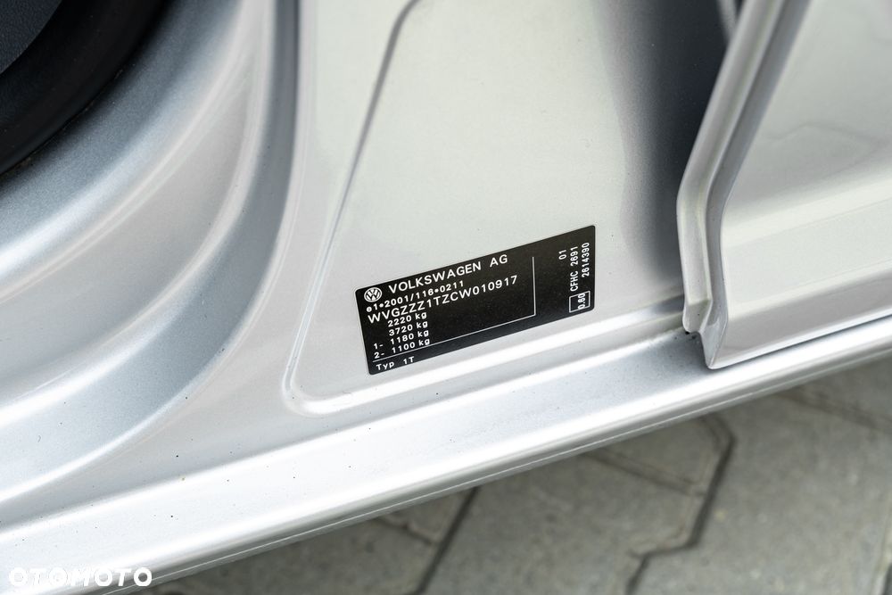 Volkswagen Touran 2.0 TDI DPF BlueMotion Technology DSG STYLE - 19