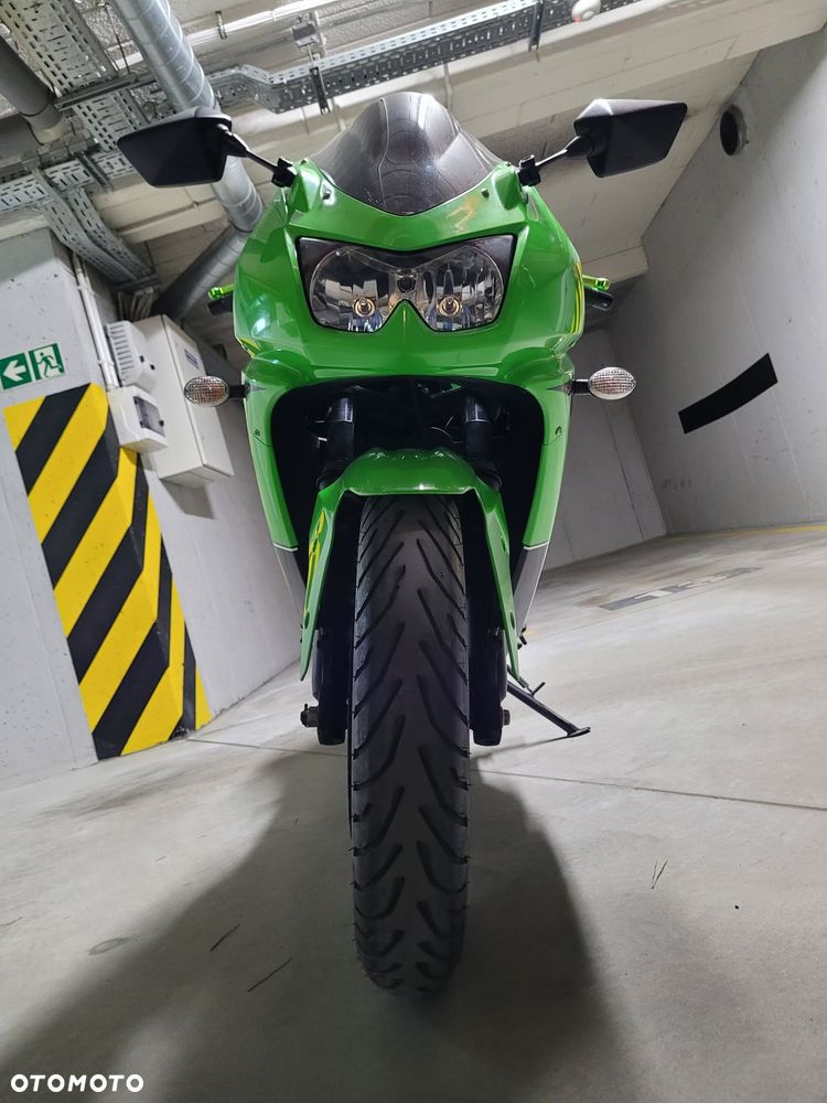 Kawasaki Ninja 250R - 4