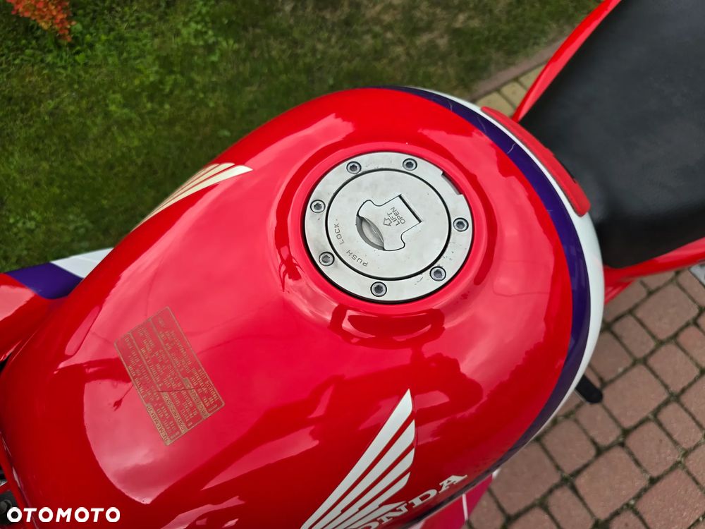 Honda CBR - 24