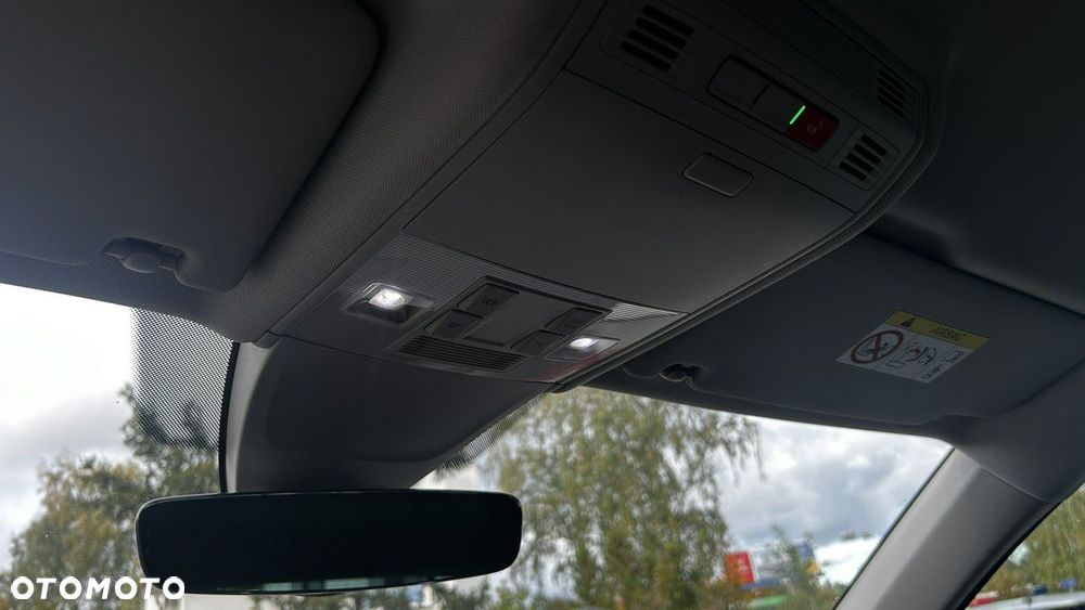 Volkswagen Tiguan - 13