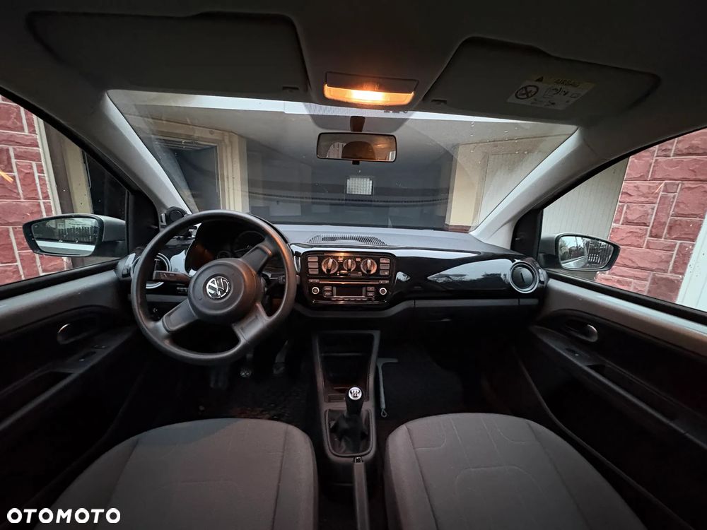 Volkswagen up! 1.0 move - 13