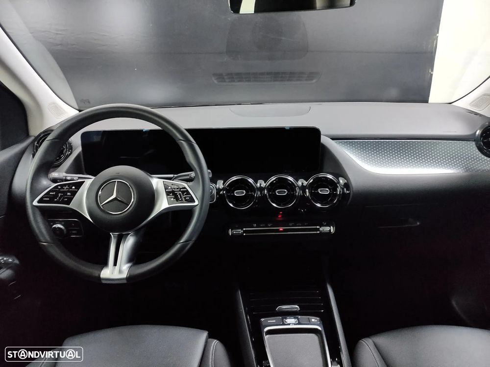 Mercedes-Benz B 180 d - 10