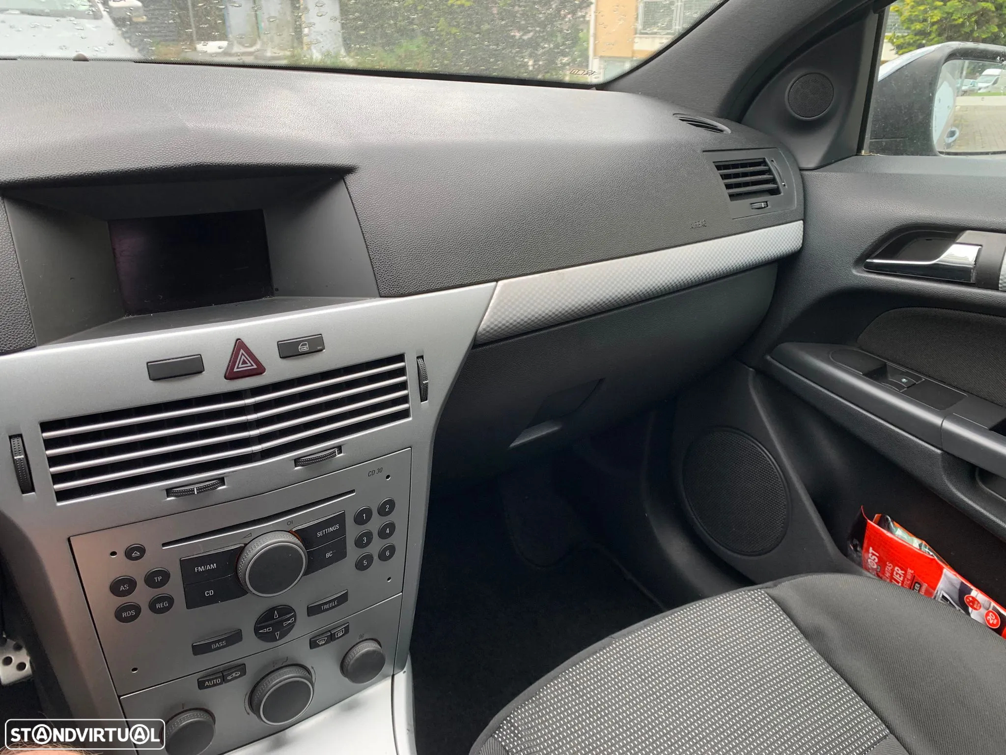 Opel Astra GTC 1.4 - 9
