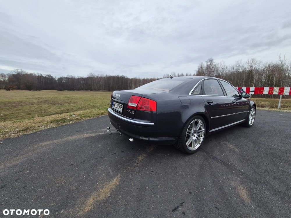 Audi A8 4.2 TDI Quattro - 6