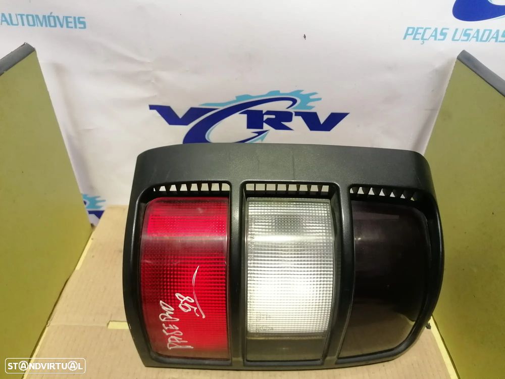 Farolim traseiro Mitsubishi Pajero 1997-2000 direito / esquerdo - 2
