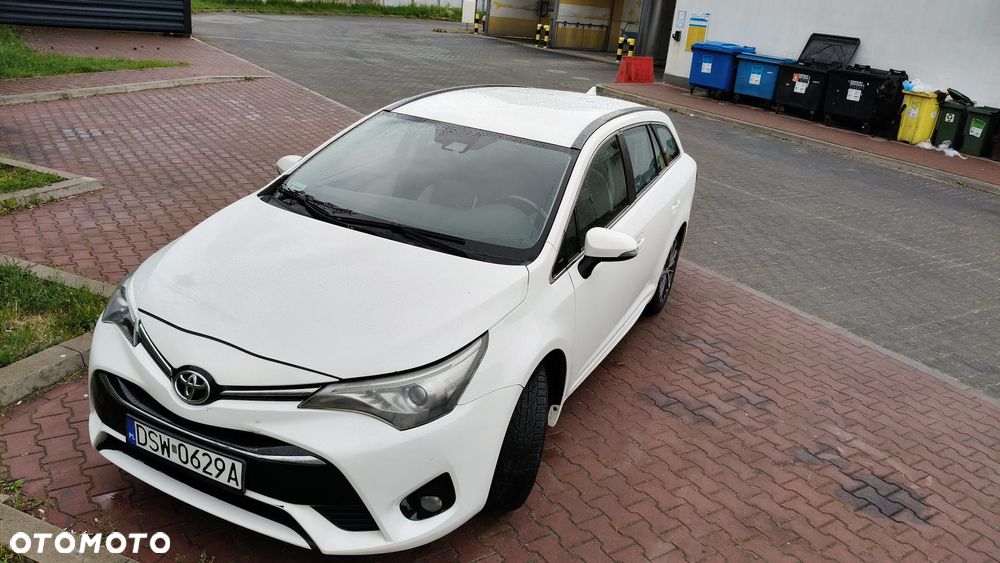 Toyota Avensis 2.0 D-4D Prestige - 7
