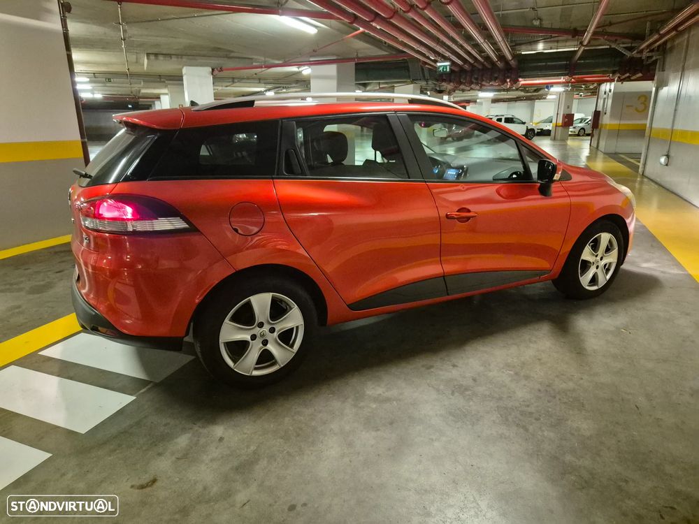 Renault Clio Sport Tourer 0.9 TCE Dynamique S - 12
