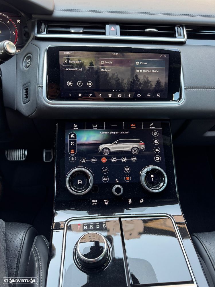 Land Rover Range Rover Velar 3.0 D R-Dynamic HSE - 29
