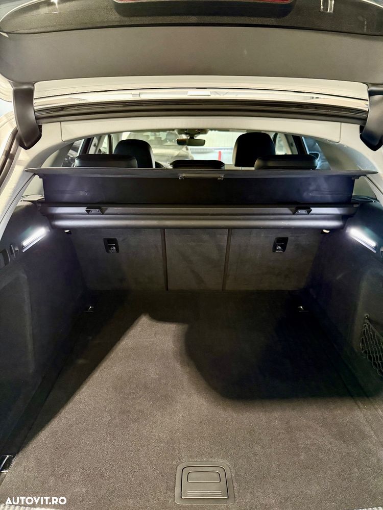 Audi A4 Avant 40 TDI quattro S tronic - 11