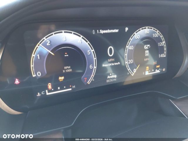 Jeep Grand Cherokee - 16