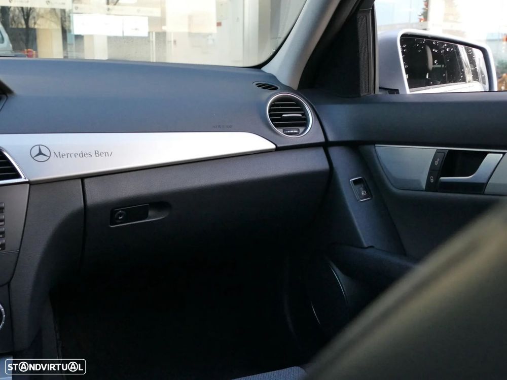 Mercedes-Benz C 250 CDi Avantgarde BE - 32