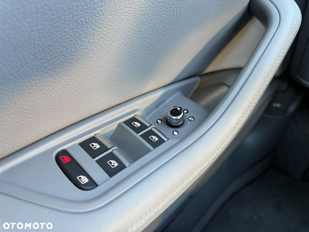 Audi A4 Limousine - 30