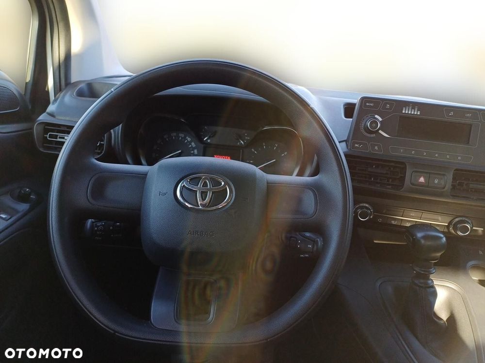 Toyota Proace City Verso 1.5 D-4D Combi - 16