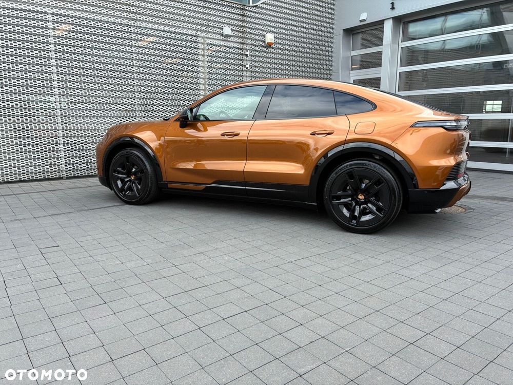 Porsche Cayenne - 12
